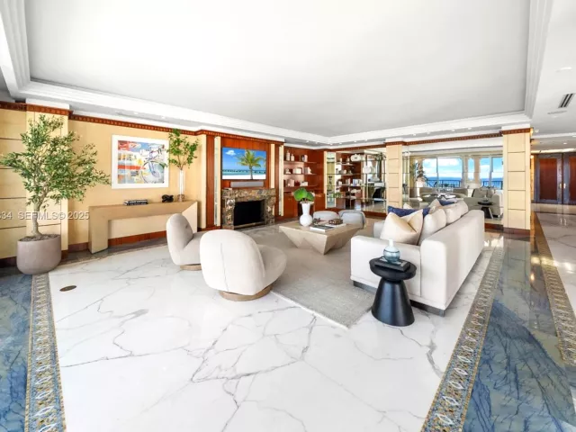 5-bedroom condo for rent in Miami Beach - 7471 Fisher Island Dr 7471 - MondialRealty