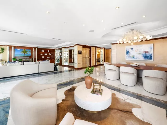 5-bedroom condo for rent in Miami Beach - 7471 Fisher Island Dr 7471 - MondialRealty