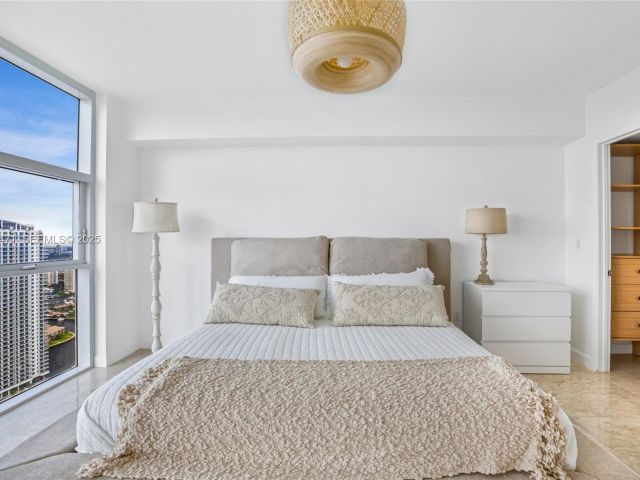 Apartment for rent  Unit #4707 - photo 6917166