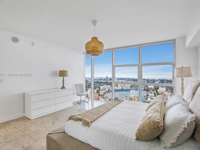 Apartment for rent  Unit #4707 - photo 6917167