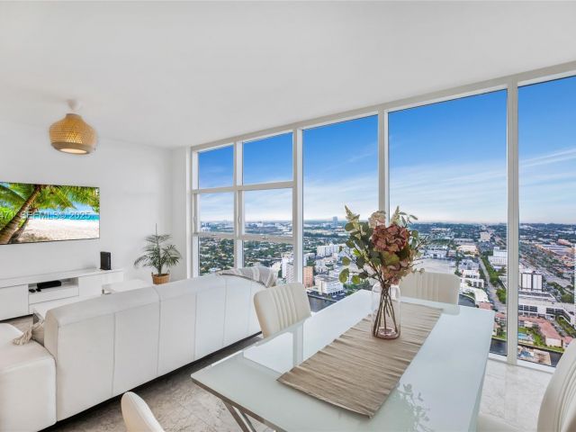 Apartment for rent  Unit #4707 - photo 6917174