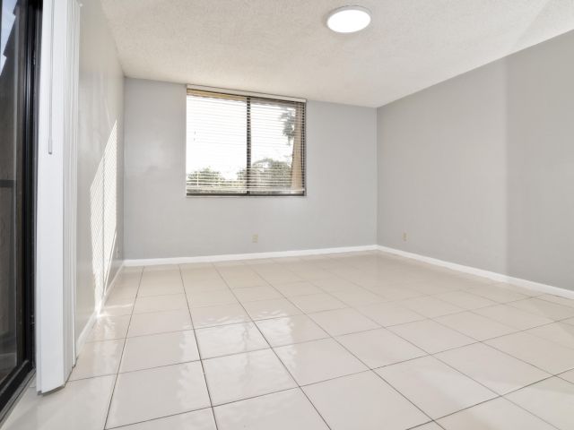 Home for rent at 8353 Trent Court C - photo 6915981