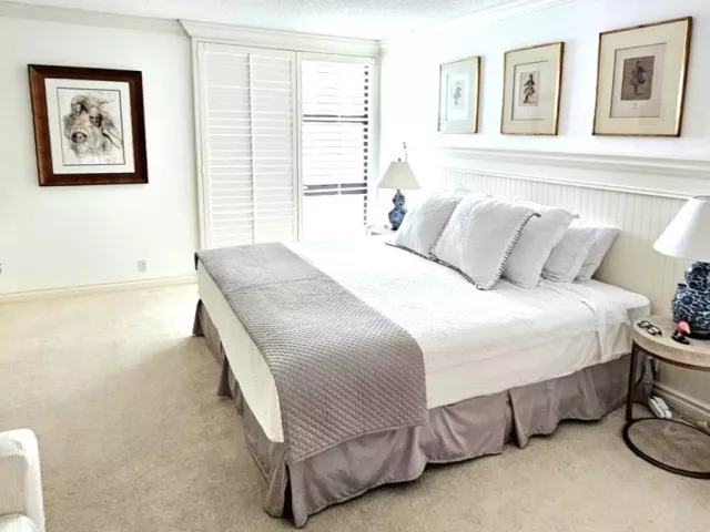 2-bedroom condo for sale in Key Biscayne - 1111 Crandon Blvd A504 - MondialRealty