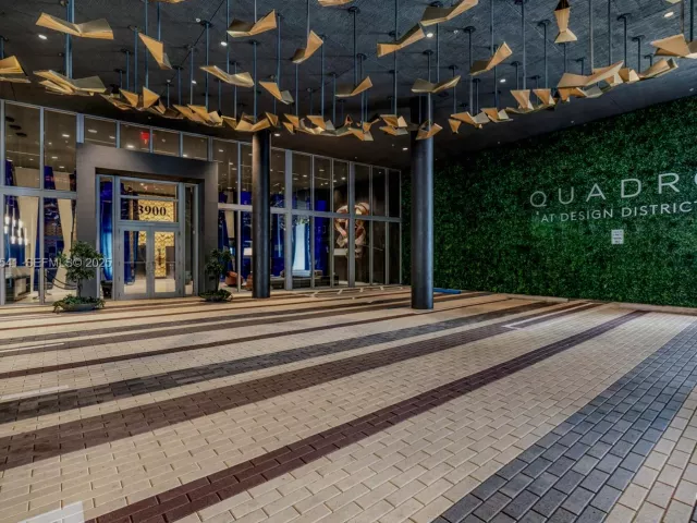 1-bedroom condo for rent in Miami - 3900 Biscayne Blvd S-904 - MondialRealty