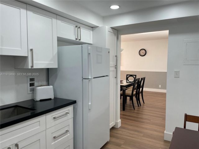 Apartment for rent  Unit #11T - photo 6916723