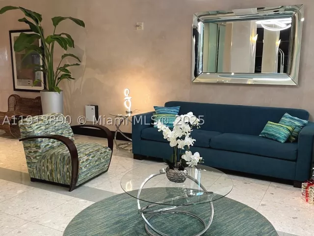 1-bedroom condo for rent in Lauderdale By The Sea - 3801 S Ocean Dr 11T - MondialRealty