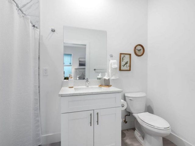 Home for rent at 3514 Hiawatha Avenue - photo 6916396