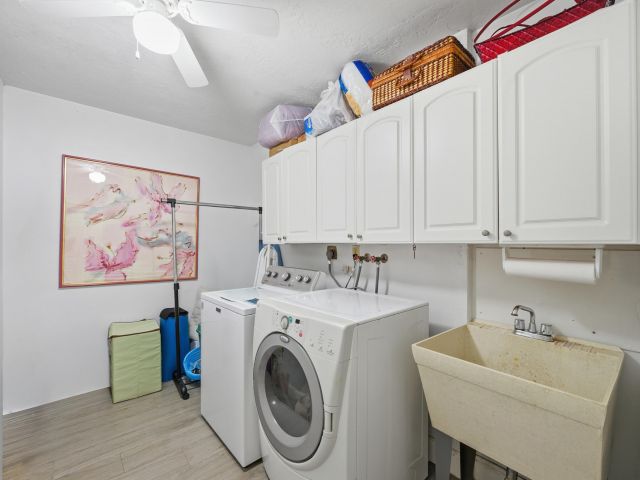 Home for sale at 1811 NW 119th Avenue - photo 6920428