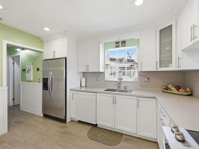 Home for sale at 1811 NW 119th Avenue - photo 6920434