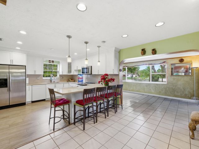 Home for sale at 1811 NW 119th Avenue - photo 6920435