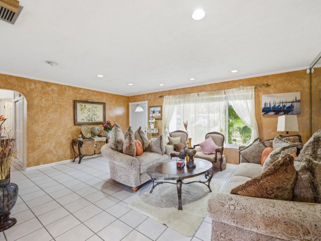 Home for sale at 1811 NW 119th Avenue - photo 6920436