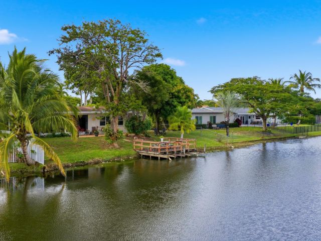 Home for sale at 1811 NW 119th Avenue - photo 6920439