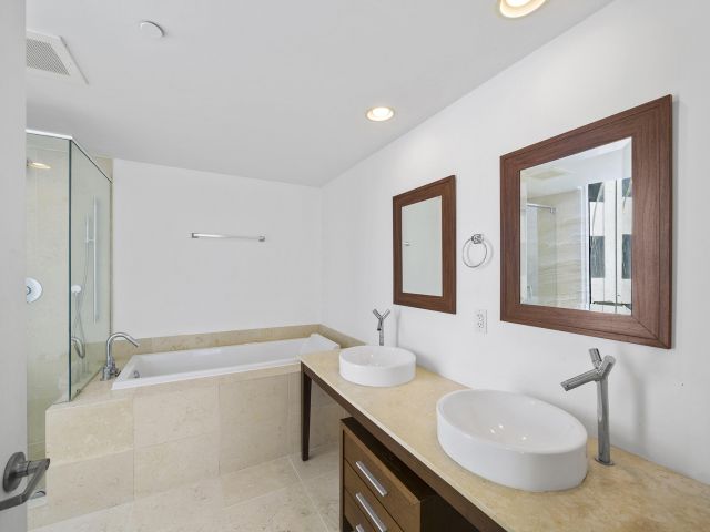 Apartment for sale  Unit #911 - photo 6916559