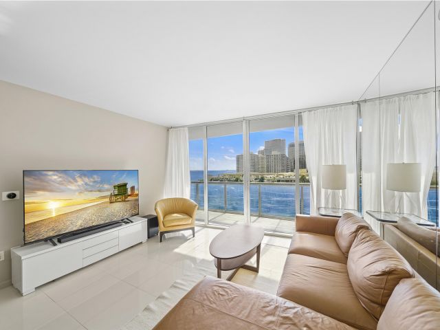 Apartment for sale  Unit #911 - photo 6916563