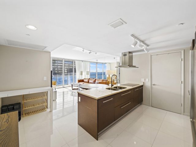 Apartment for sale  Unit #911 - photo 6916568