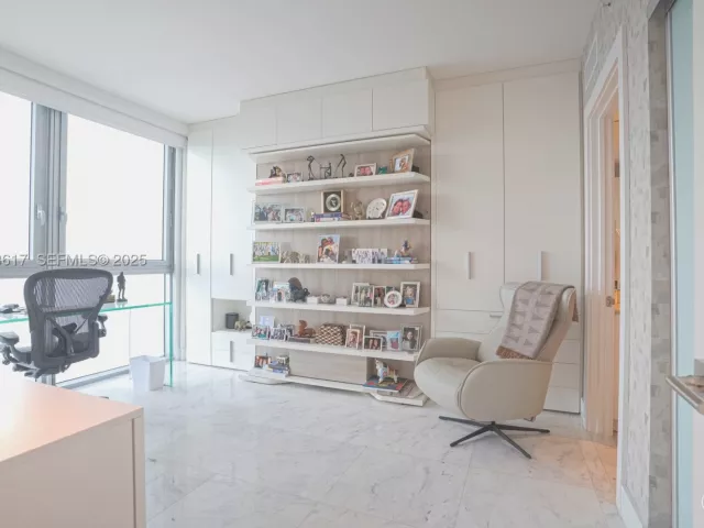 2-bedroom condo for sale in Miami - 1331 Brickell Bay Dr 1609 - MondialRealty
