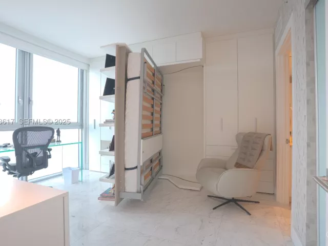 2-bedroom condo for sale in Miami - 1331 Brickell Bay Dr 1609 - MondialRealty