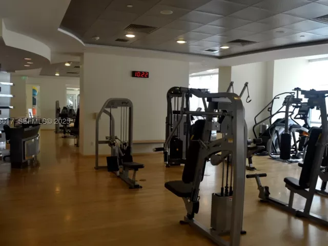 2-bedroom condo for sale in Miami - 1331 Brickell Bay Dr 1609 - MondialRealty