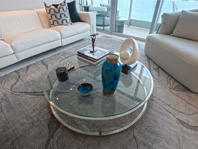 Apartment for sale  Unit #1609 - photo 6926709