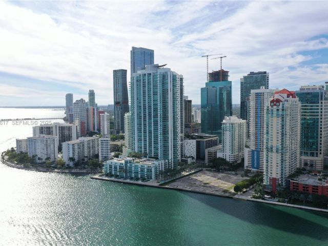 Apartment for sale  Unit #1609 - photo 6926718