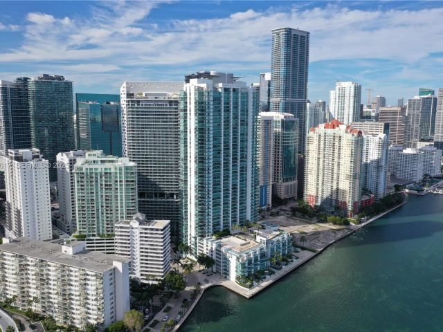 Apartment for sale  Unit #1609 - photo 6926719