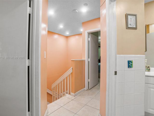 3-bedroom home for sale in Miami Gardens - 5297 NW 190th Ln - MondialRealty