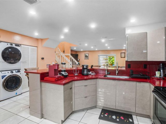 3-bedroom home for sale in Miami Gardens - 5297 NW 190th Ln - MondialRealty
