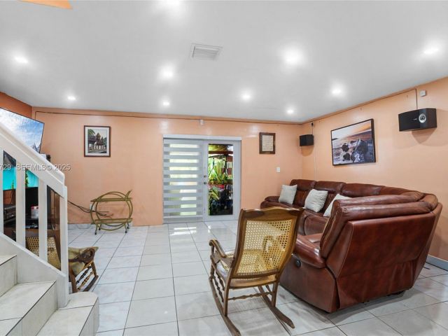3-bedroom home for sale in Miami Gardens - 5297 NW 190th Ln - MondialRealty
