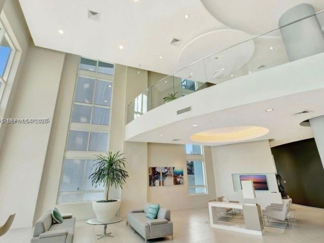 condo for sale in Miami - 1900 N Bayshore Dr 3705 - MondialRealty