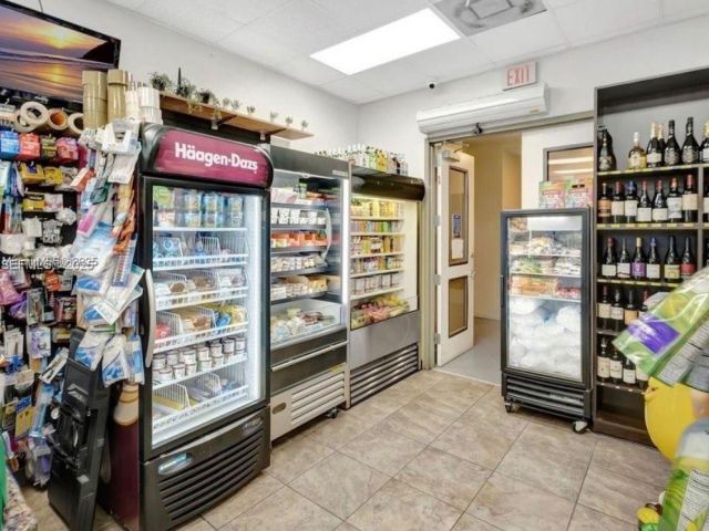 condo for sale in Miami - 1900 N Bayshore Dr 3705 - MondialRealty