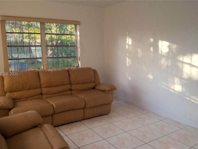 Home for rent at 3825 NW 168th Ter 0 - photo 7481218