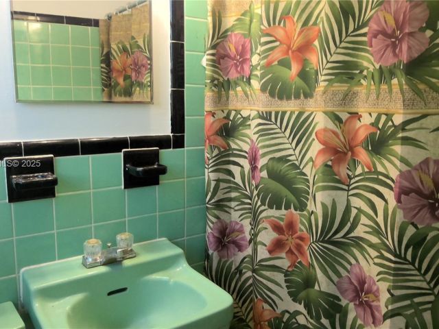 Home for rent at 3825 NW 168th Ter 0 - photo 7481222