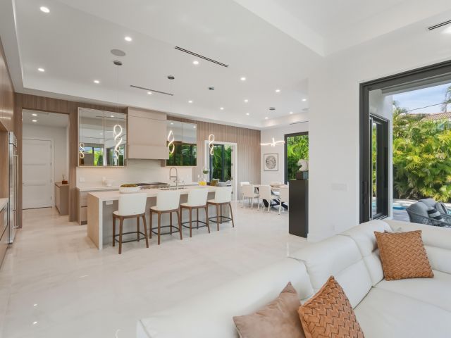 Home for sale at 1050 NE 3rd Avenue - photo 6919791