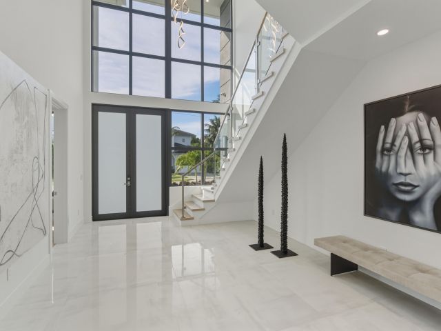 Home for sale at 1050 NE 3rd Avenue - photo 6919794