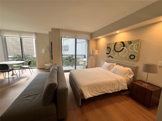 condo for rent in Miami - 31 SE 6th St 703 - MondialRealty