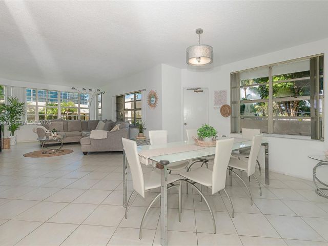 2-bedroom condo for sale in Hallandale Beach - 1965 S Ocean Dr MR - MondialRealty