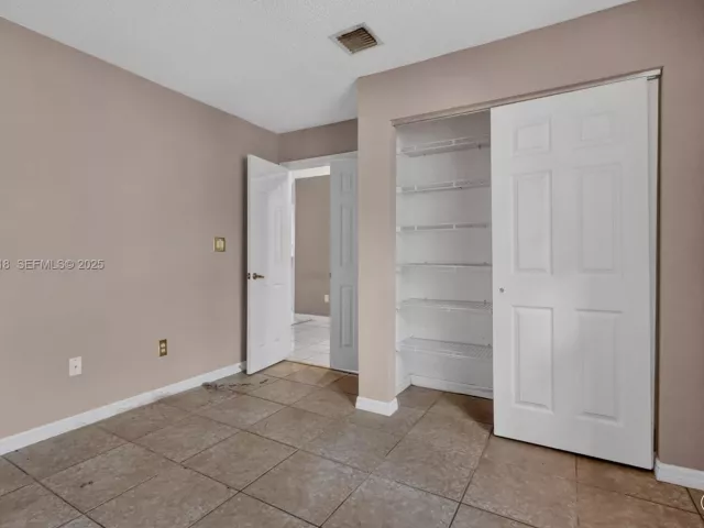 3-bedroom home for sale in Pembroke Pines - 1244 NW 171st Ave - MondialRealty