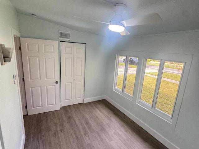 Home for rent at 508 Palmetto Street 1 - photo 6930356