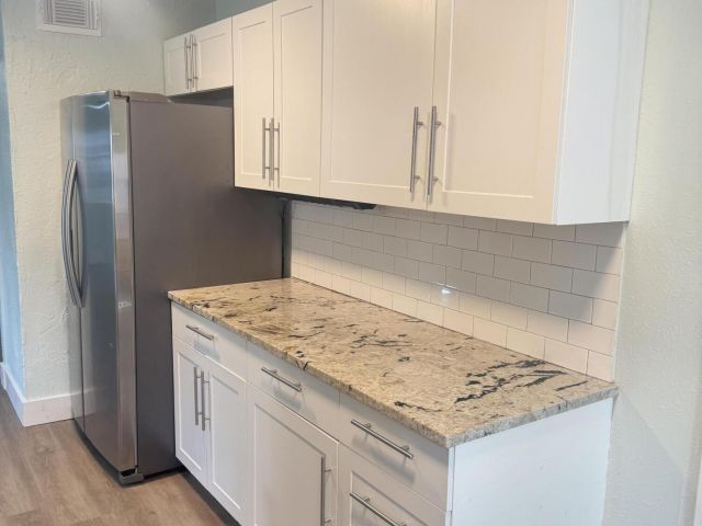 Home for rent at 508 Palmetto Street 1 - photo 6930362