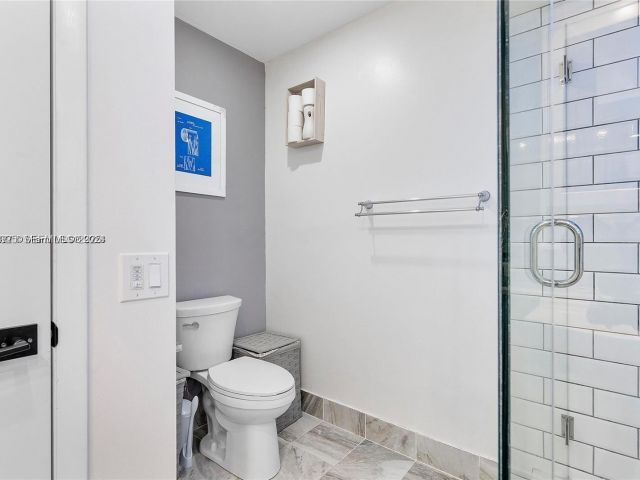 2-bedroom home for rent in Pembroke Pines - 1281 W Fairway Rd - MondialRealty
