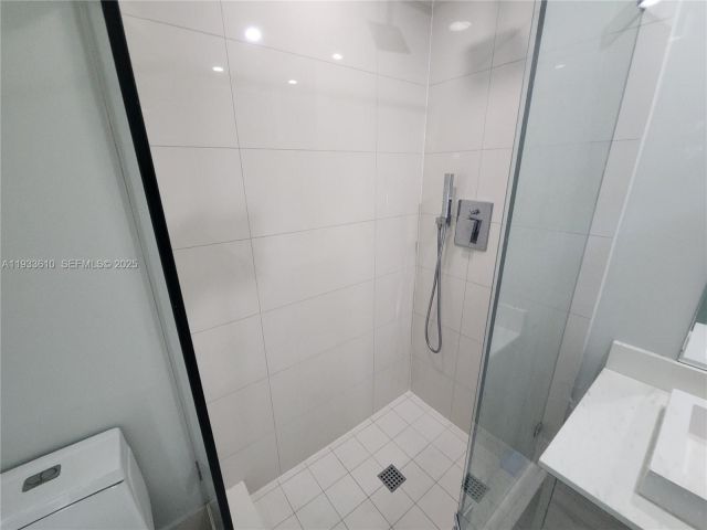 Apartment for sale  Unit #3502 - photo 6922137