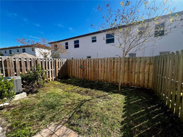 3-bedroom home for rent in Miami - 12713 NW 24th Ave - MondialRealty