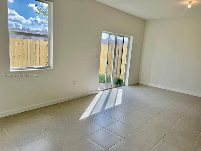 3-bedroom home for rent in Miami - 12713 NW 24th Ave - MondialRealty