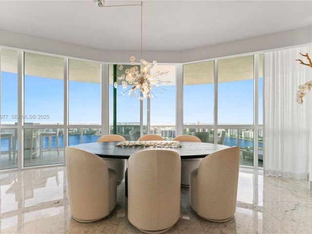 Apartment for sale  Unit #5001 - photo 6923360