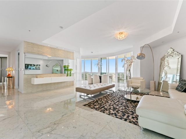 Apartment for sale  Unit #5001 - photo 6923362