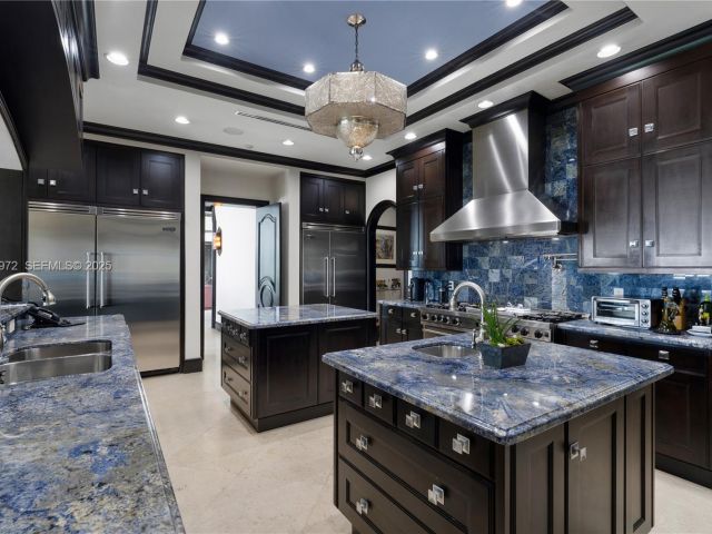 Home for sale at 10330 W Broadview Dr - photo 6922871