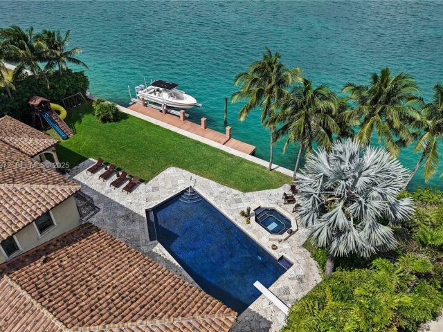 Home for sale at 10330 W Broadview Dr - photo 6922873