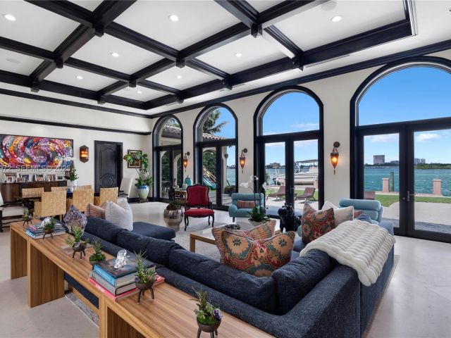 Home for sale at 10330 W Broadview Dr - photo 6922875