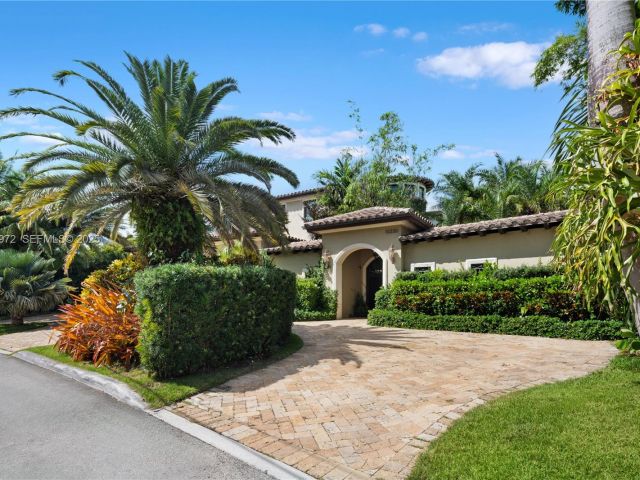 Home for sale at 10330 W Broadview Dr - photo 6922884