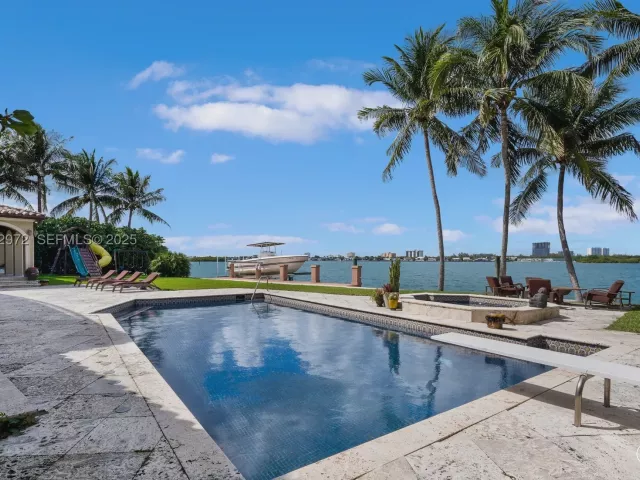 7-bedroom home for sale in Bay Harbor Islands - 10330 W Broadview Dr - MondialRealty